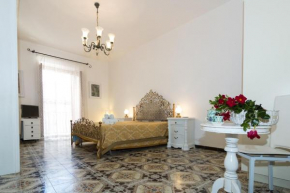 Отель Bed & Breakfast Scicli Val Di Noto  Счильи